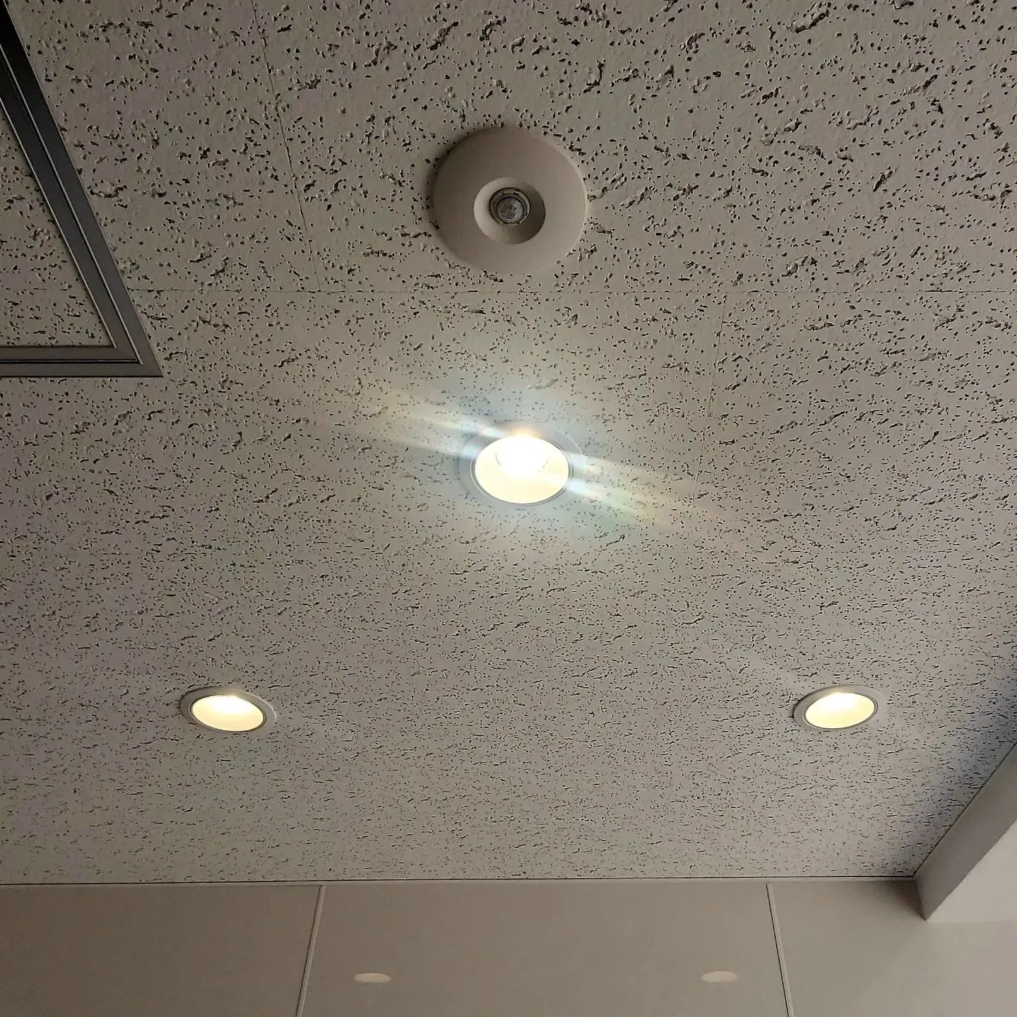 LED照明取替工事